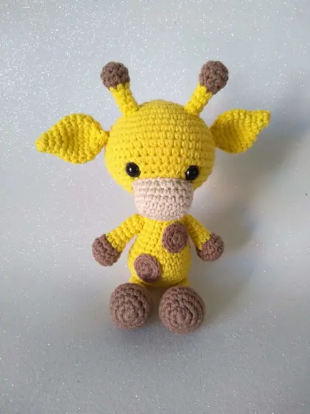 Girafa Amigurumi em Crochê