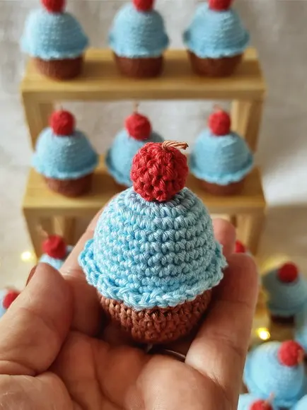 Lembrancinha Maternidade Cupcake em Crochê