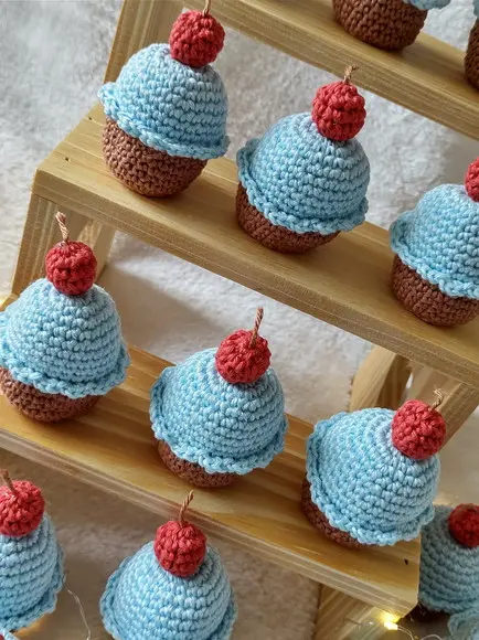 Lembrancinha Maternidade Cupcake em Crochê