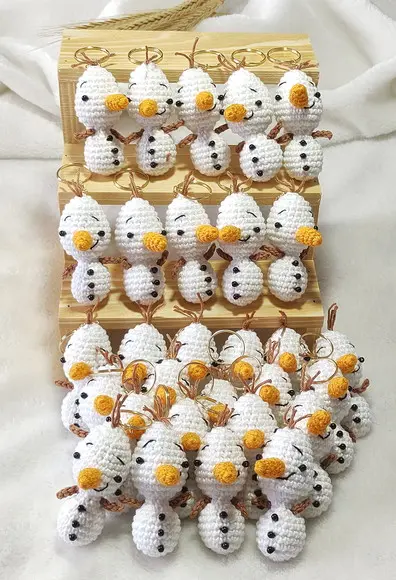 Lembrancinha Olaf em Crochê