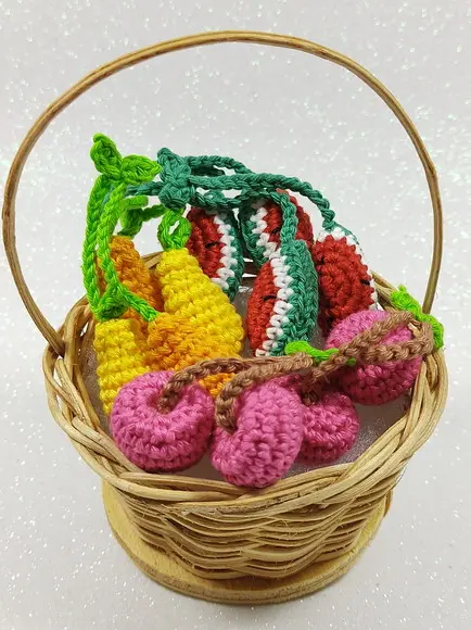 Mini Fruta em Crochê para Aplicação