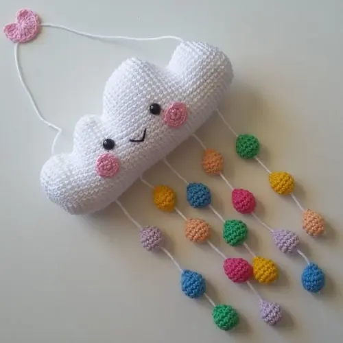 Móbile Nuvem Amigurumi em Crochê.