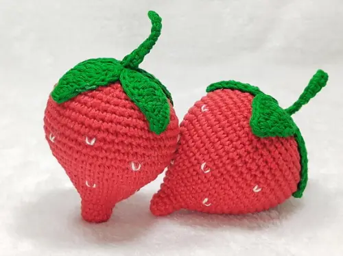Morango em Crochê