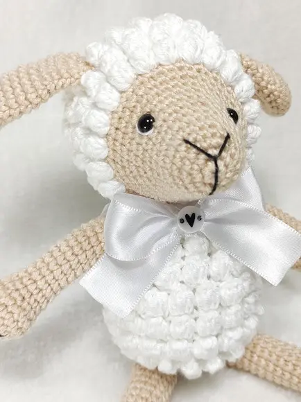 Ovelha Amigurumi em Crochê