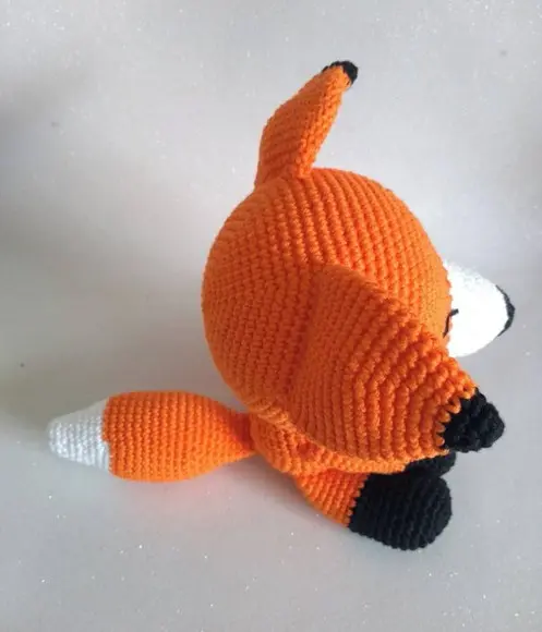 Raposa Amigurumi em Crochê