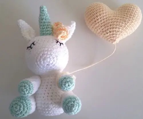 Unicórnio Amigurumi em Crochê