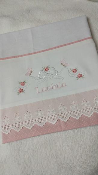 Fralda Bordada Rosa