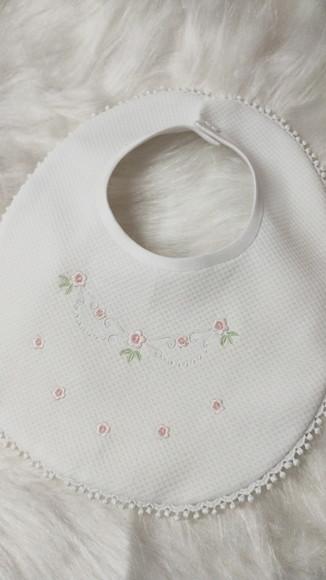 Kit 3 Babadores com Bordado para Bebê