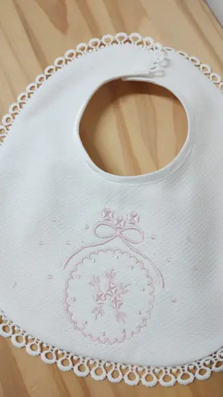 Babador Bordado para Bebê