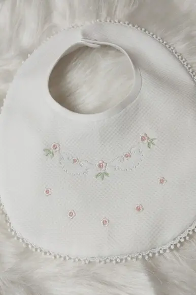Kit 3 Babadores com Bordado para Bebê