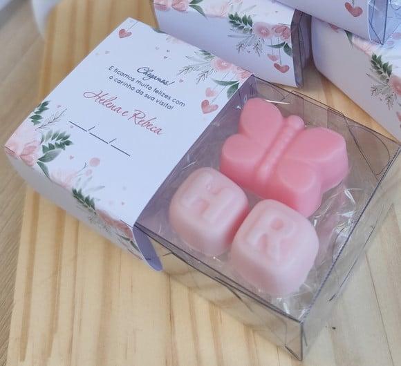 Lembrancinha Borboleta + 2 Letras na Caixinha Personalizada