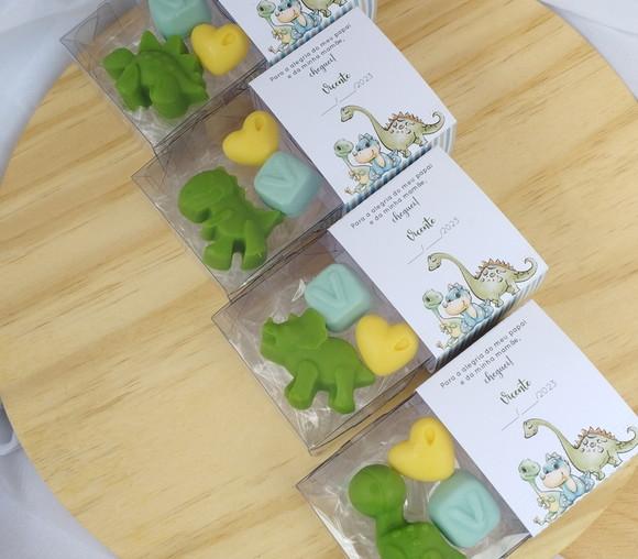 Lembrancinha Sabonete Dinossauro Cute + Letra + Mini Coração