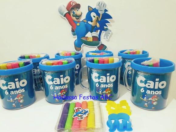 Caneca Acrílica com Kit Massinha Personalizada