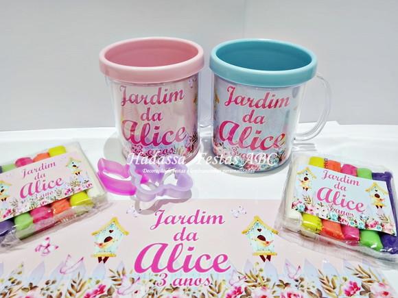 Caneca com Kit Massinha Personalizada Tema Jardim Encantado