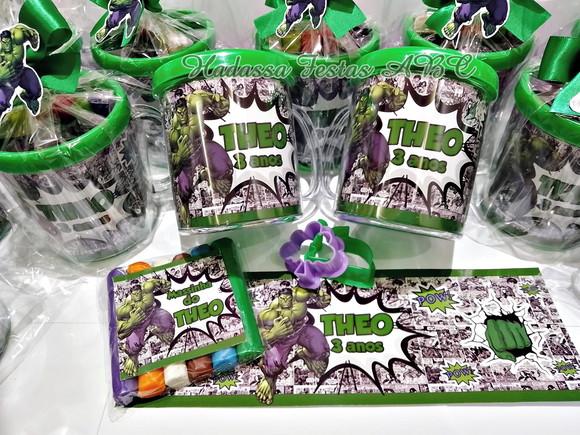 Caneca de Acrílico Personalizada com Kit Massinha Tema Hulk
