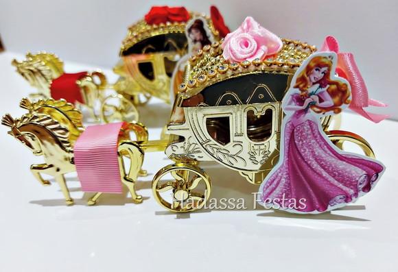 Carruagem Princesas