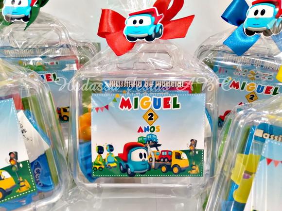 Kit Pintura com Bolinha de Sabão Léo e o Caminhão