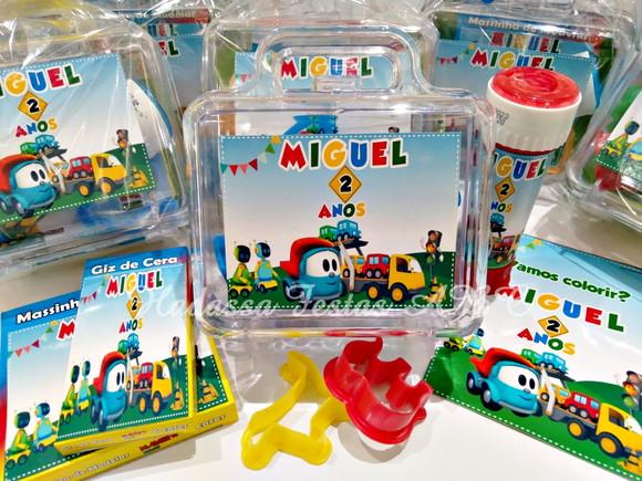 Kit Pintura com Bolinha de Sabão Léo e o Caminhão