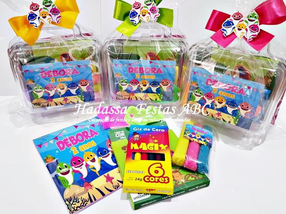 Maleta personalizada com Kit para colorir e brincar tema  Baby Sh