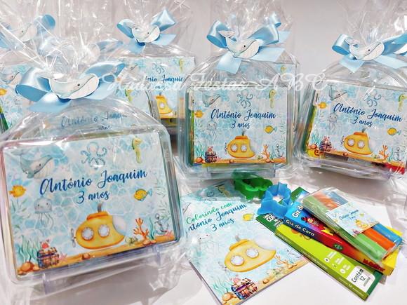Maleta com Kit para colorir e brincar tema fundo do mar