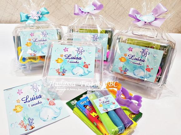 Maleta com Kit para colorir e brincar  fundo do mar aquarela