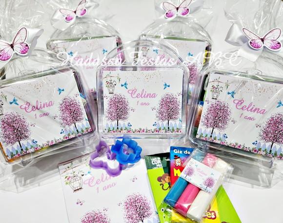 Maleta com Kit para Colorir e Brincar Jardim Encantado