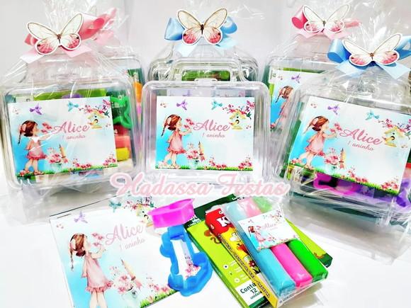 Maleta com Kit para colorir e brincar tema Jardim Encantado