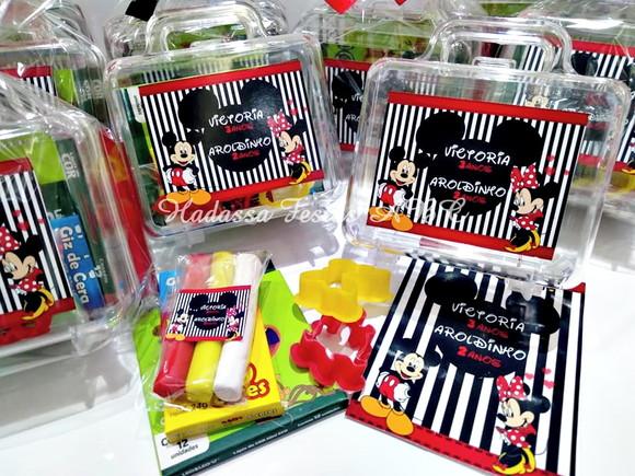 Maleta com Kit para Colorir e Brincar tema  Mickey e Minnie