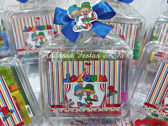 Maleta com Kit para Colorir e Brincar  Tema Circo