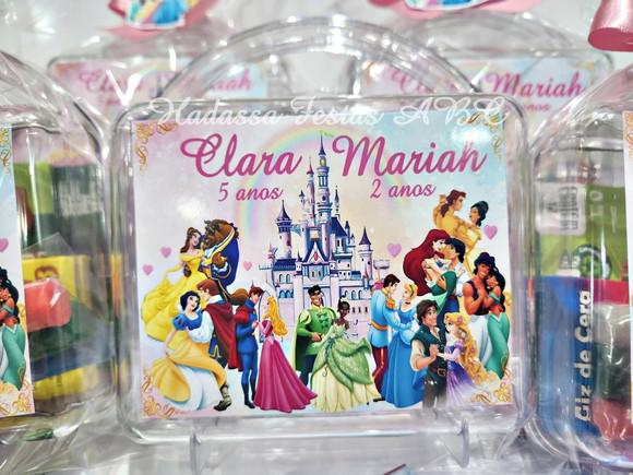 Maleta com Kit para Colorir Tema Princesas