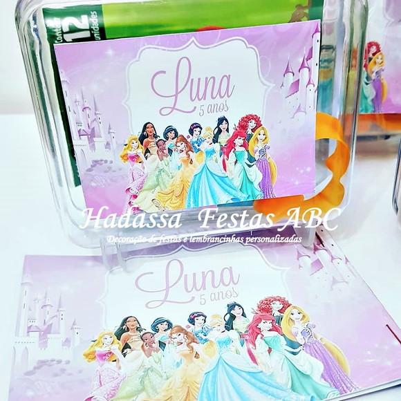 Maleta com Kit para Colorir Tema Princesas
