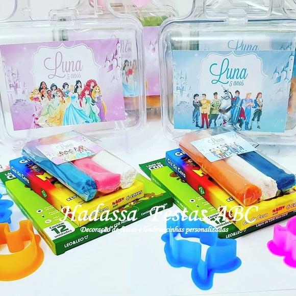 Maleta com Kit para Colorir Tema Princesas