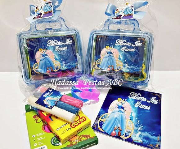 Maleta Personalizada com Kit para Colorir Tema Cinderela