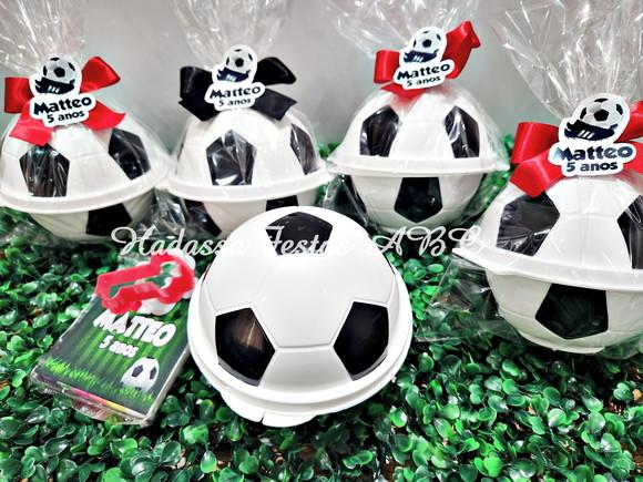 Pote Bola de Futebol com Massinha e Cortadores