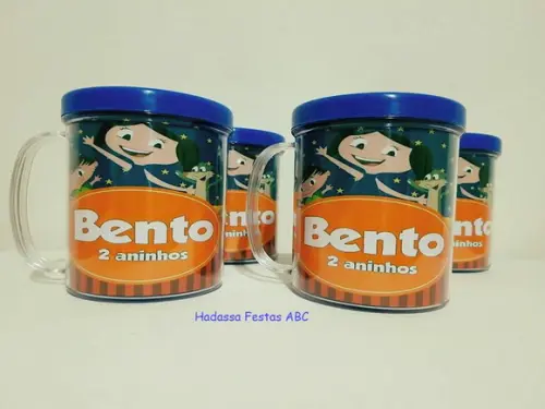 Caneca Acrílica com Kit Massinha