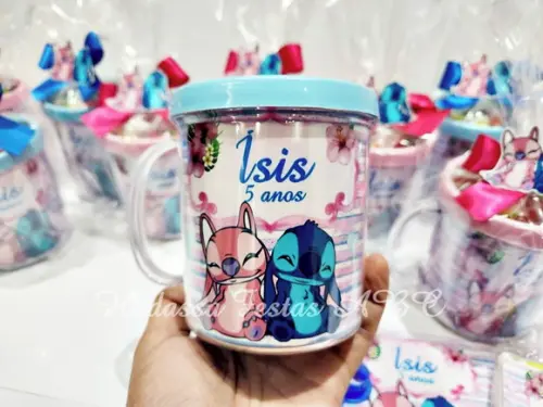 Caneca Acrílica com Kit Massinha Tema Stitch e Angel