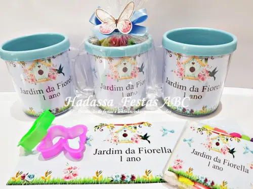 Caneca com Kit Massinha Personalizada Tema Jardim Encantado