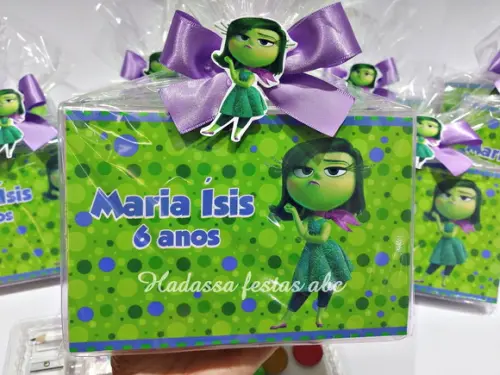 Estojo 24 Peças com Livrinho para Colorir Divertidamente