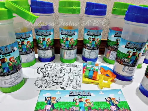 Garrafa Squeeze Personalizada com Kit para Colorir
