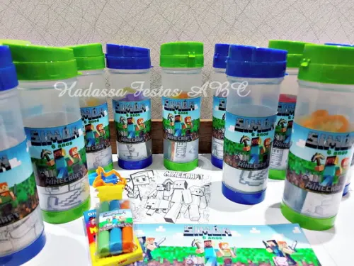 Garrafa Squeeze Personalizada com Kit para Colorir