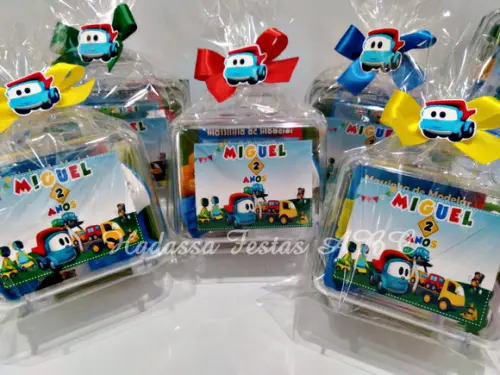 Kit Pintura com Bolinha de Sabão Léo e o Caminhão