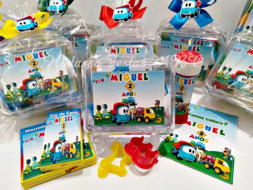 Kit Pintura com Bolinha de Sabão Léo e o Caminhão