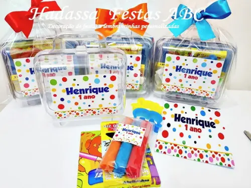 Maleta personalizada com Kit para colorir e brincar