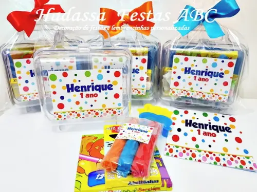 Maleta personalizada com Kit para colorir e brincar