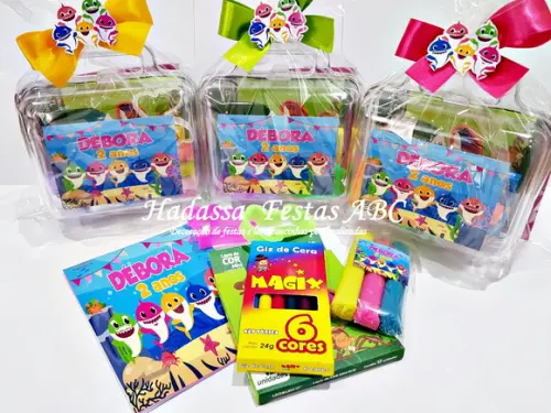 Maleta personalizada com Kit para colorir e brincar tema  Baby Sh