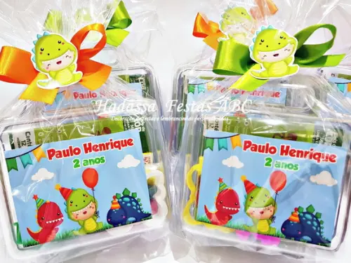 Maleta personalizada com Kit para colorir e brincar tema Dino Bab