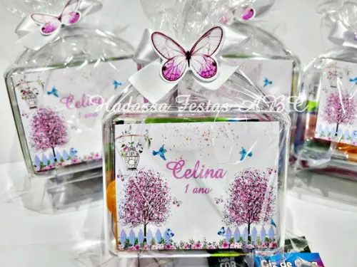 Maleta com Kit para Colorir e Brincar Jardim Encantado