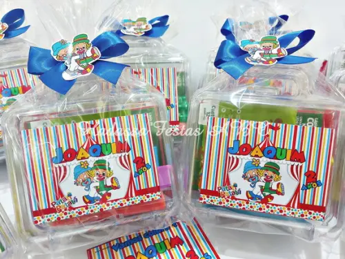 Maleta com Kit para Colorir e Brincar  Tema Circo
