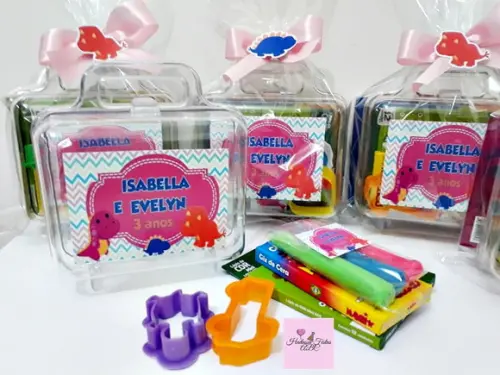 Maleta com Kit para Colorir e Brincar Tema Dinossauro Menina