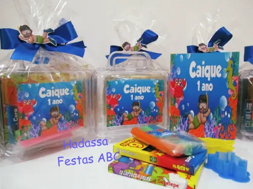 Maleta com Kit para Colorir Tema Fundo do Mar